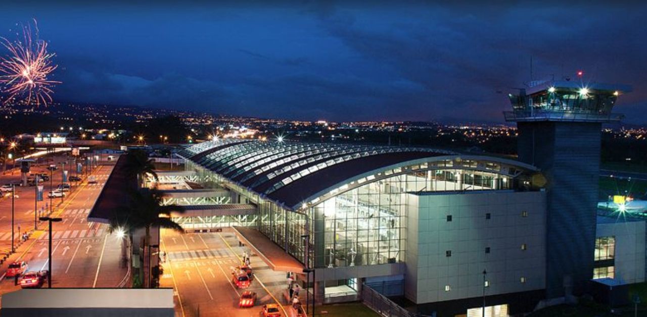 Icelandair SJO Terminal