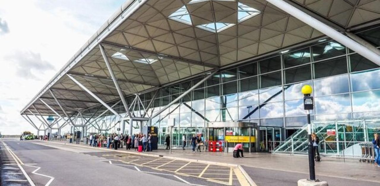 Icelandair STN Terminal