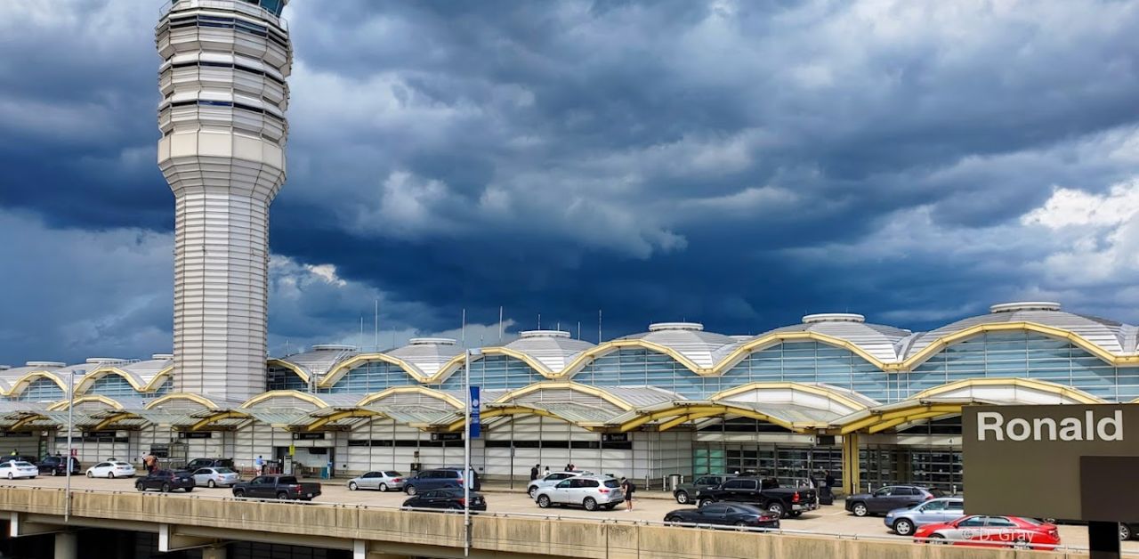 Aerolineas Argentinas Airlines DCA Terminal